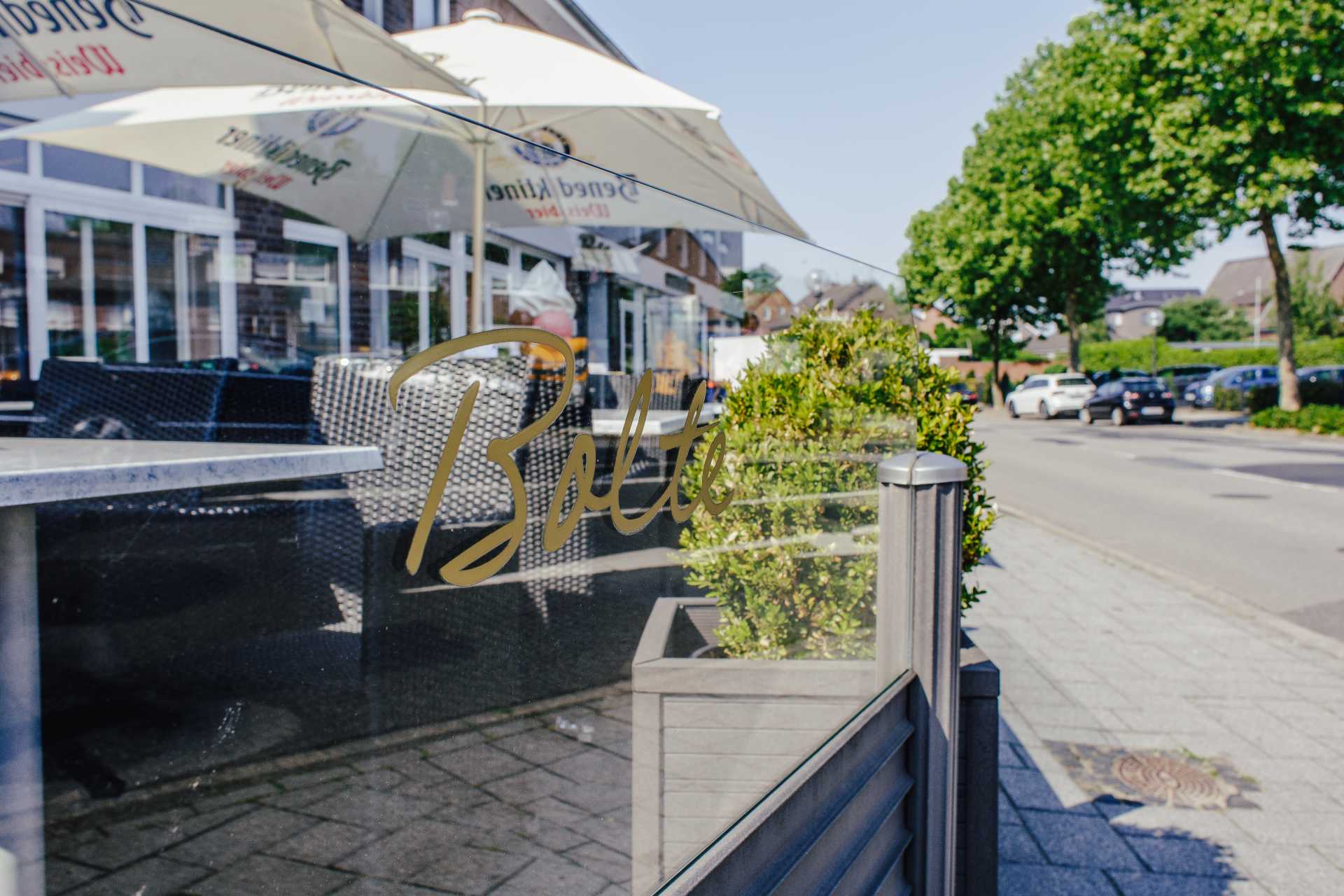 terasse, sonnenschirm, straße, eisdiele